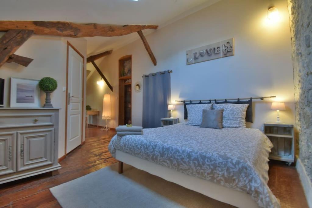 Chambre D'Hotes L'Altitude - Domaine La Rose Des Vents Castelnau-sur-lʼAuvignon Exterior foto